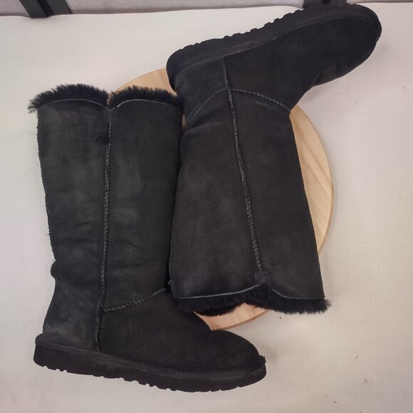 UGG Bailey Button Triplet II Black Sheepskin Shearling Boots Women US 7 - Picture 11 of 16
